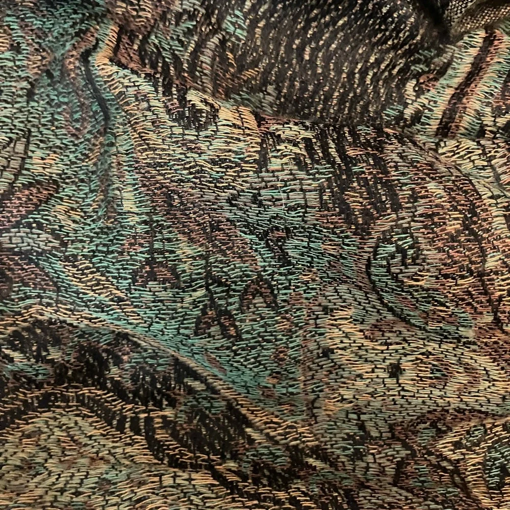 NWT! NEW! Cashmere Green and Brown paisley long and wide Wrap/Scarf. - Picture 4 of 5